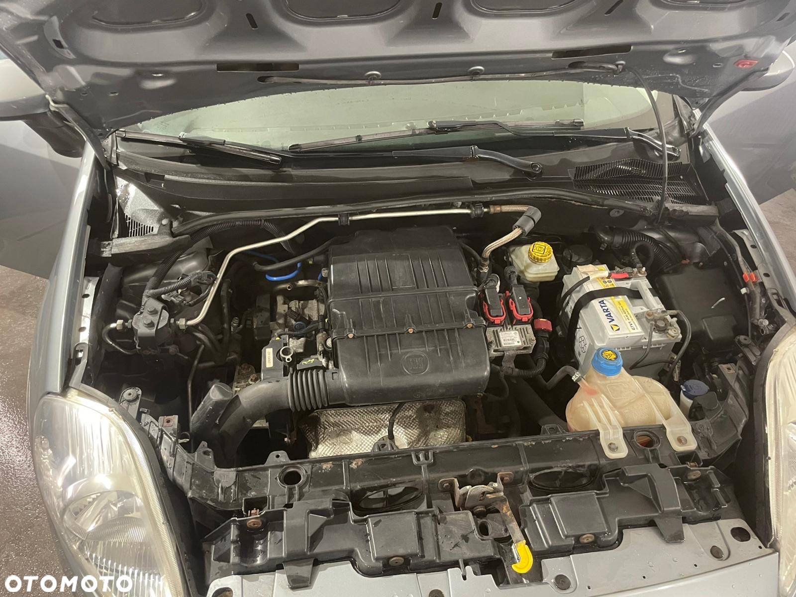 Fiat Grande Punto 1.4 8V Natural Power - 11