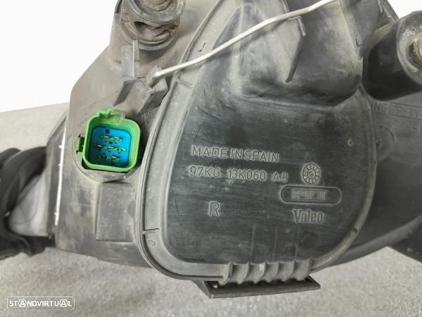 Otica / Farol Dto Ford Ka (Rb_) - 5