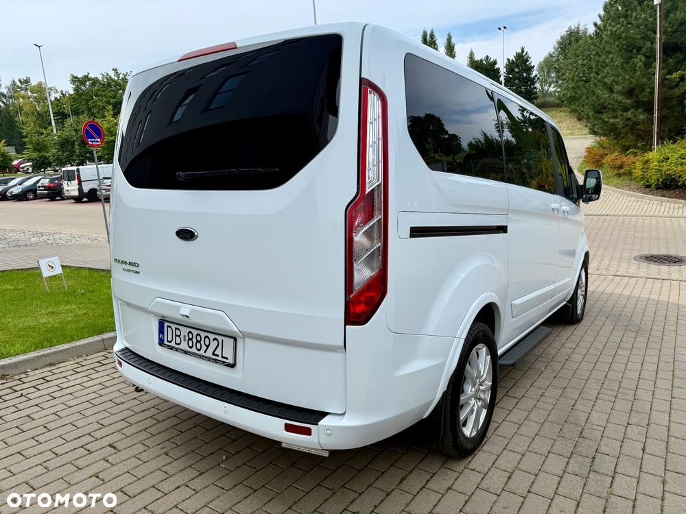 Ford Tourneo Custom 2.0 EcoBlue L1 Titanium - 5
