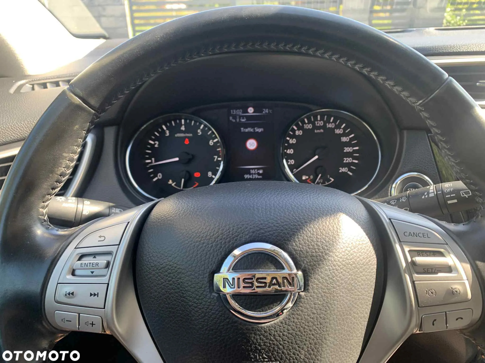 Nissan Qashqai - 25