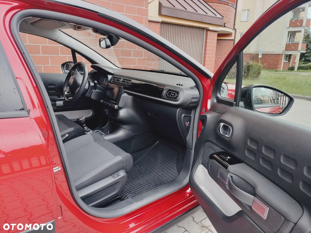 Citroën C3 1.2 PureTech Shine - 16