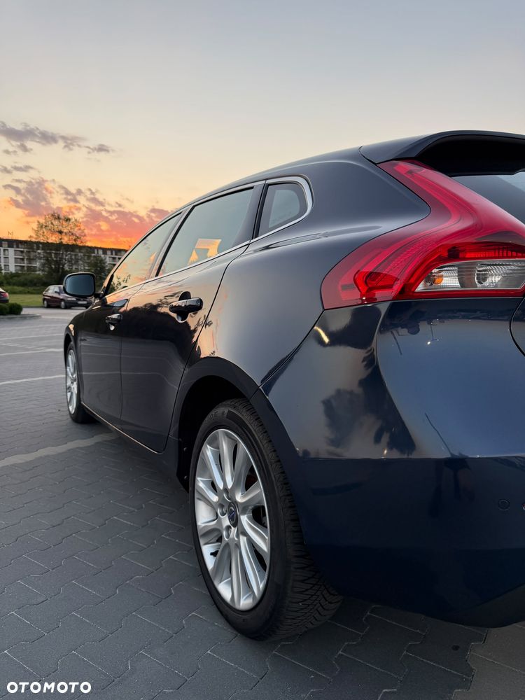 Volvo V40 D2 Summum - 5