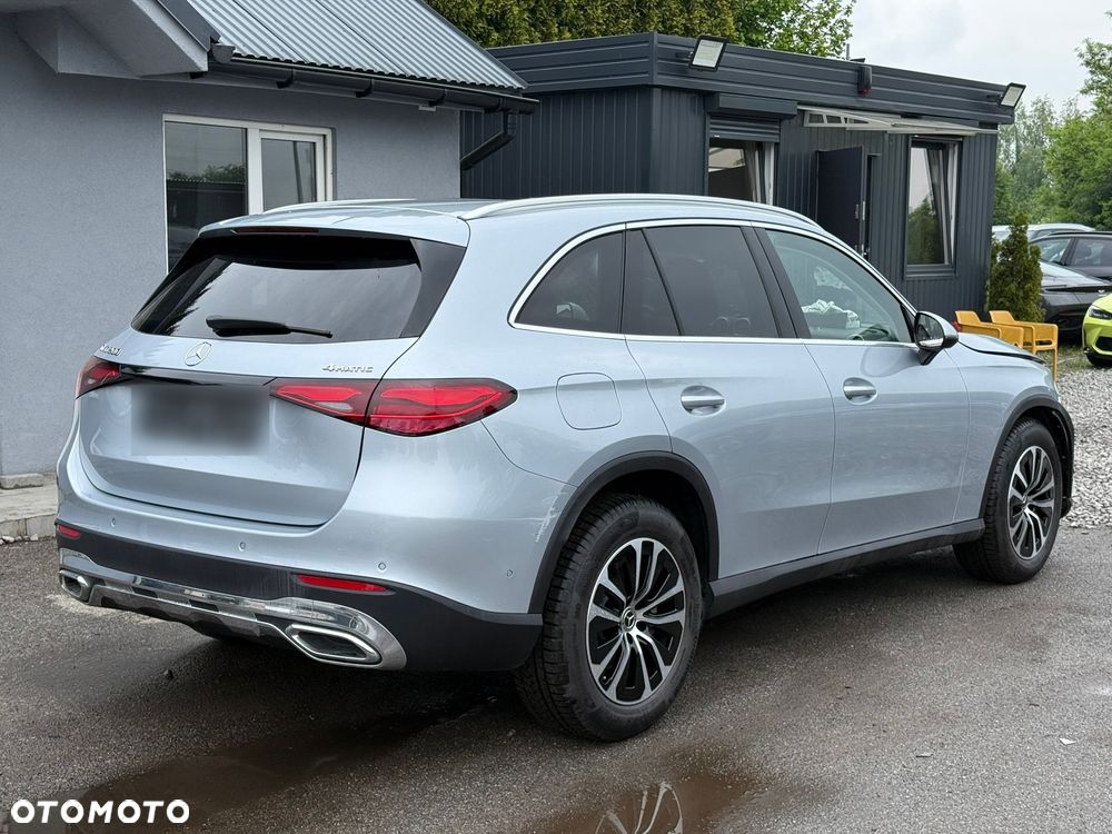 Mercedes-Benz GLC - 13