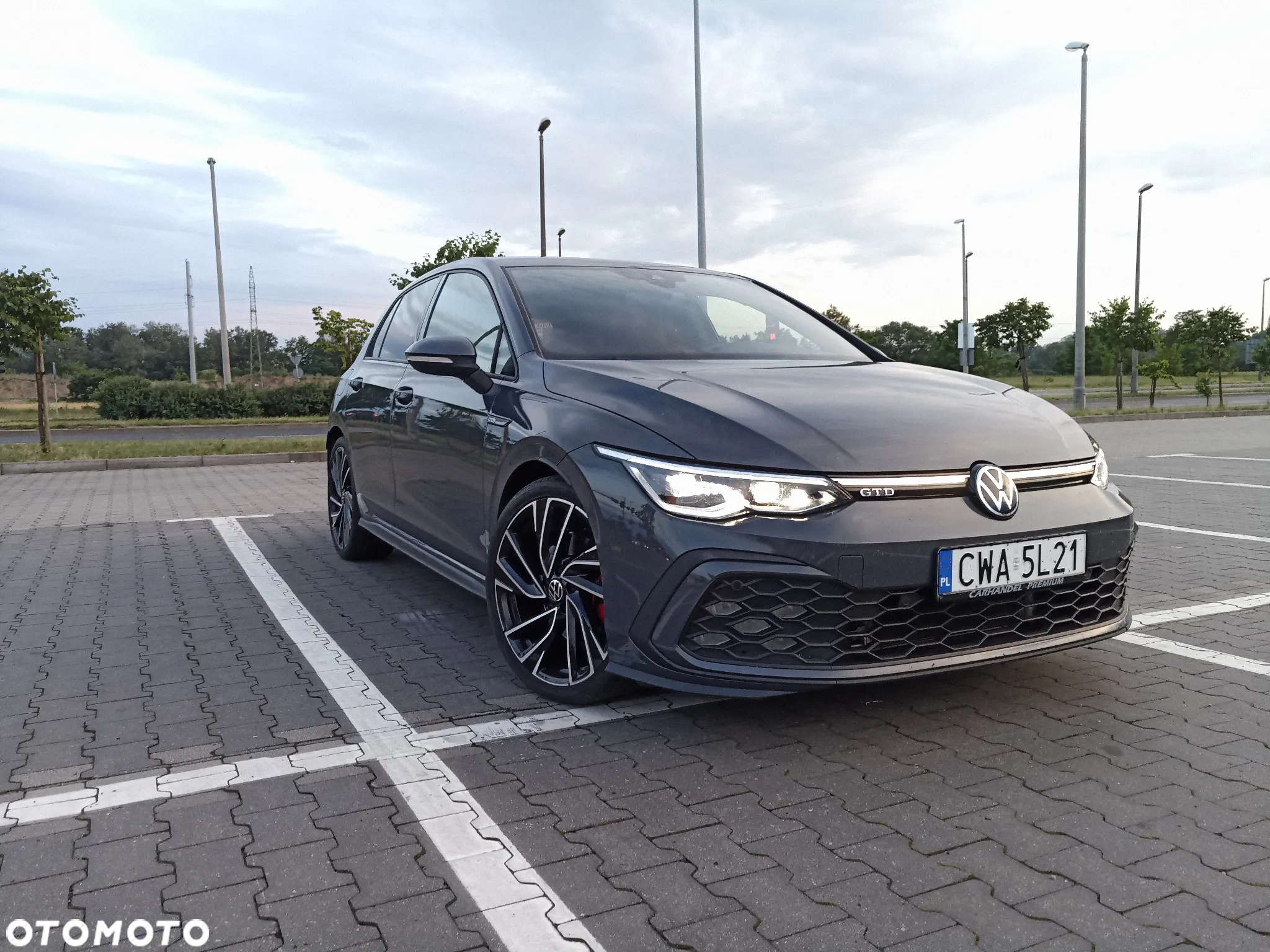 Volkswagen Golf VIII 2.0 TDI GTD DSG - 2