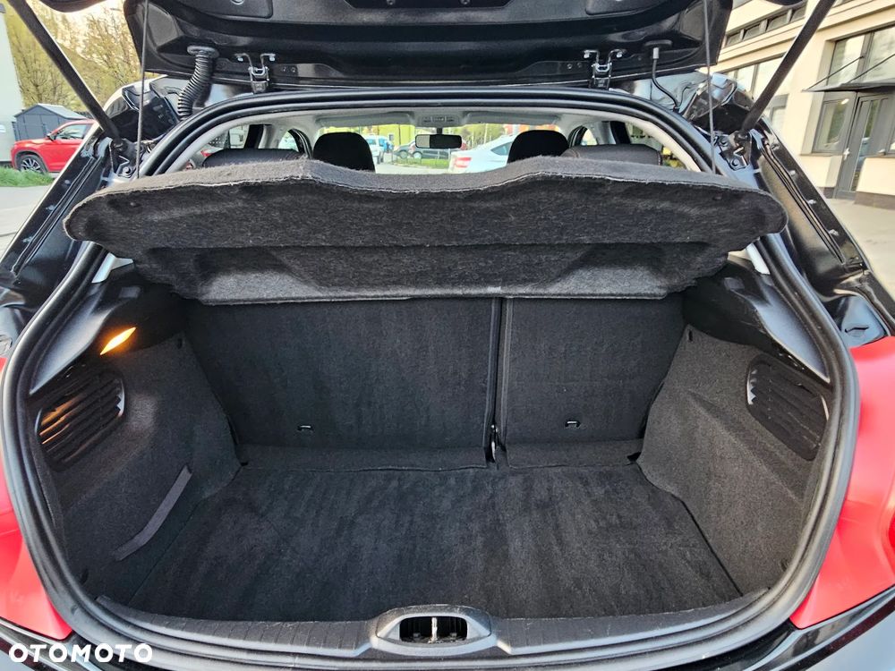 Peugeot 208 82 VTI Style - 13