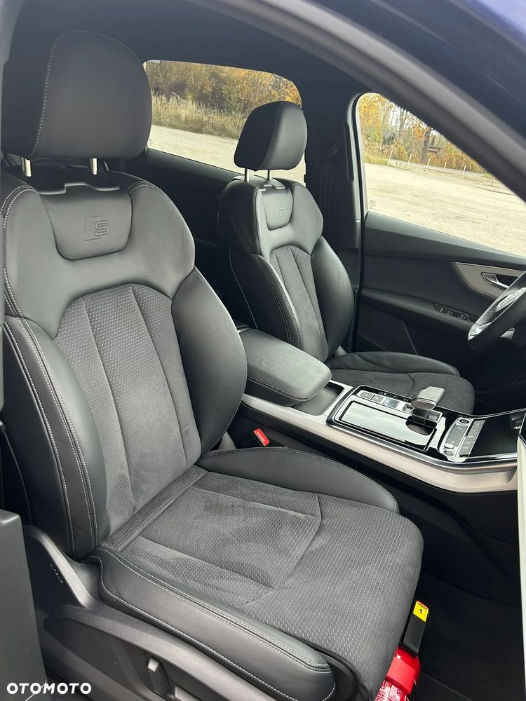 Audi Q7 - 11