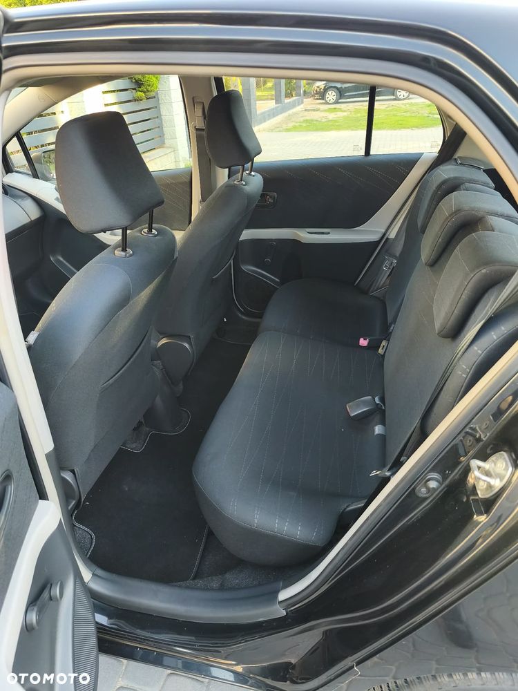 Toyota Yaris 1.4 D-4D Sol - 3