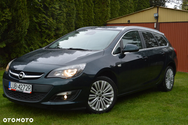 Opel Astra 1.4 Turbo Color Edition