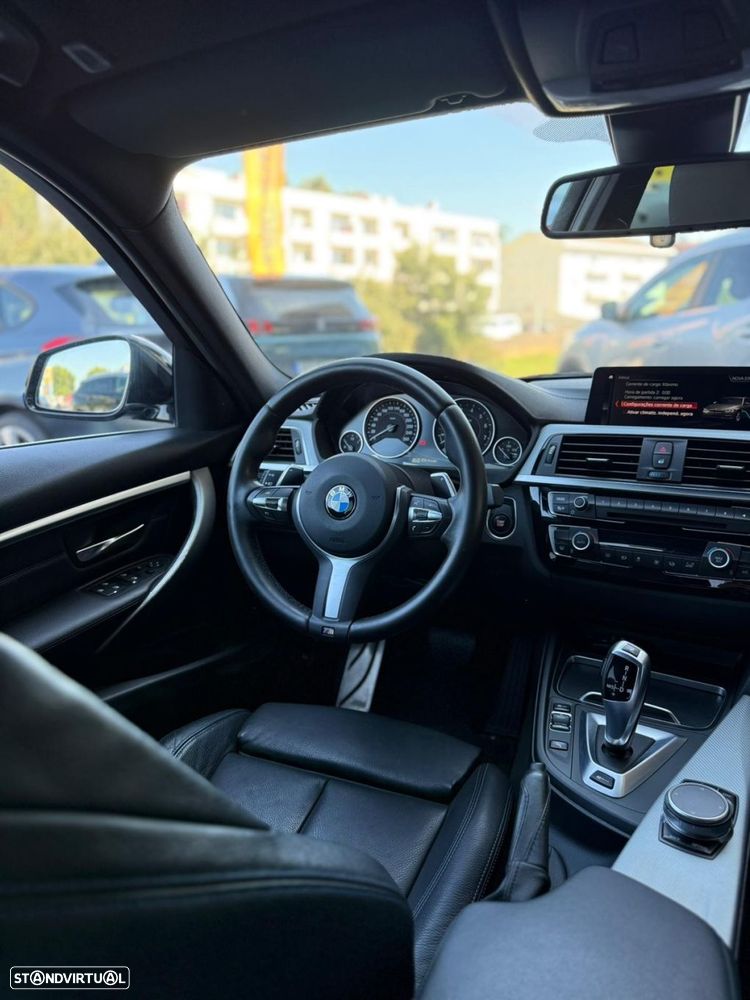 BMW 330 - 16