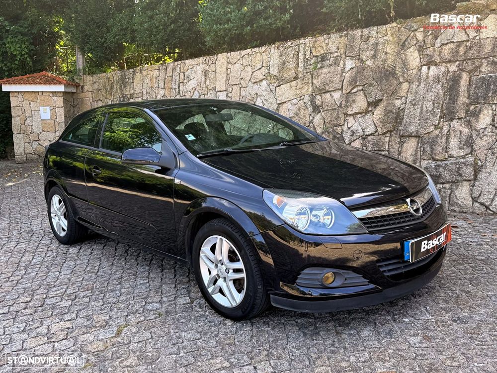 Opel Astra GTC 1.3 CDTI - 4