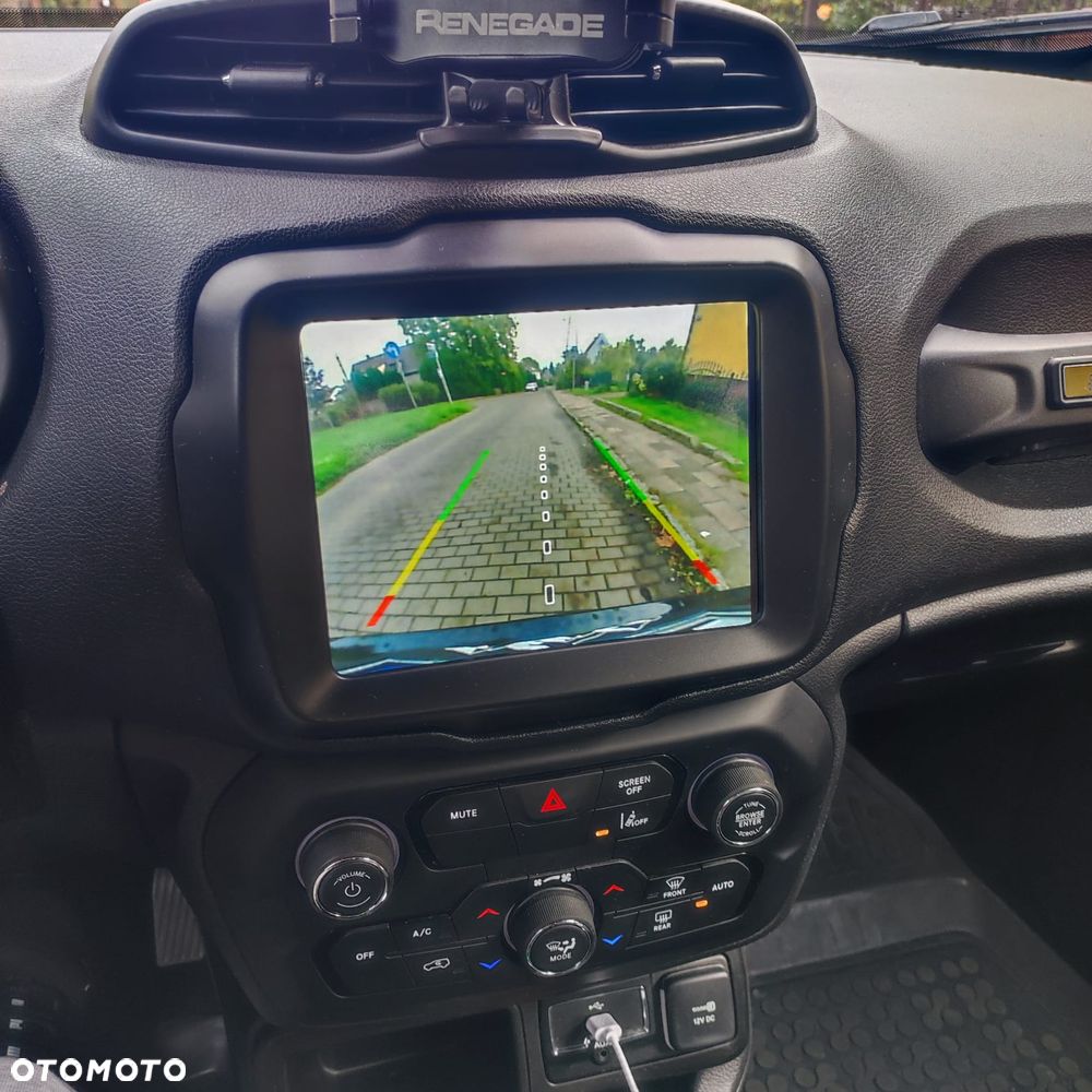 Jeep Renegade - 27