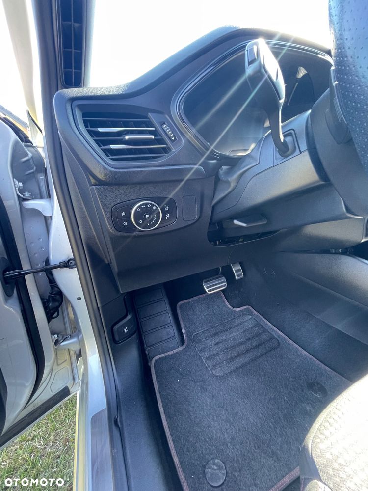 Ford Focus - 12