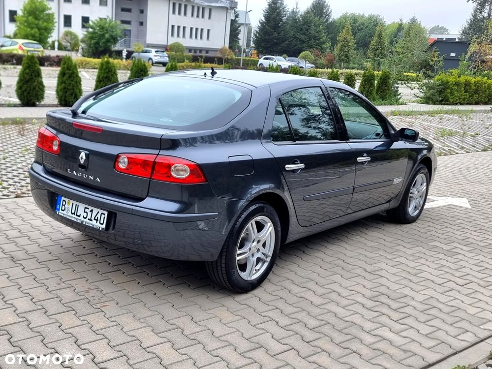 Renault Laguna - 26