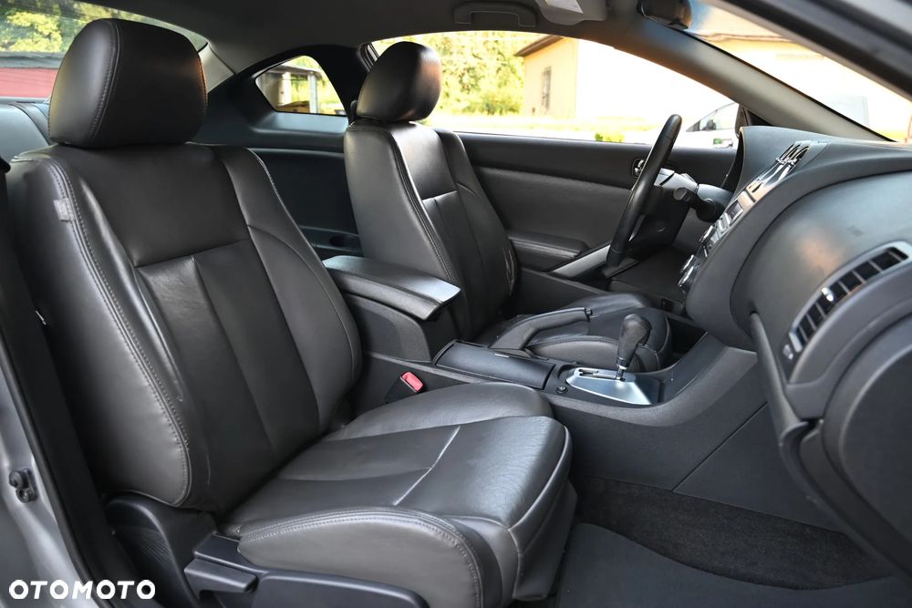 Nissan Altima - 29