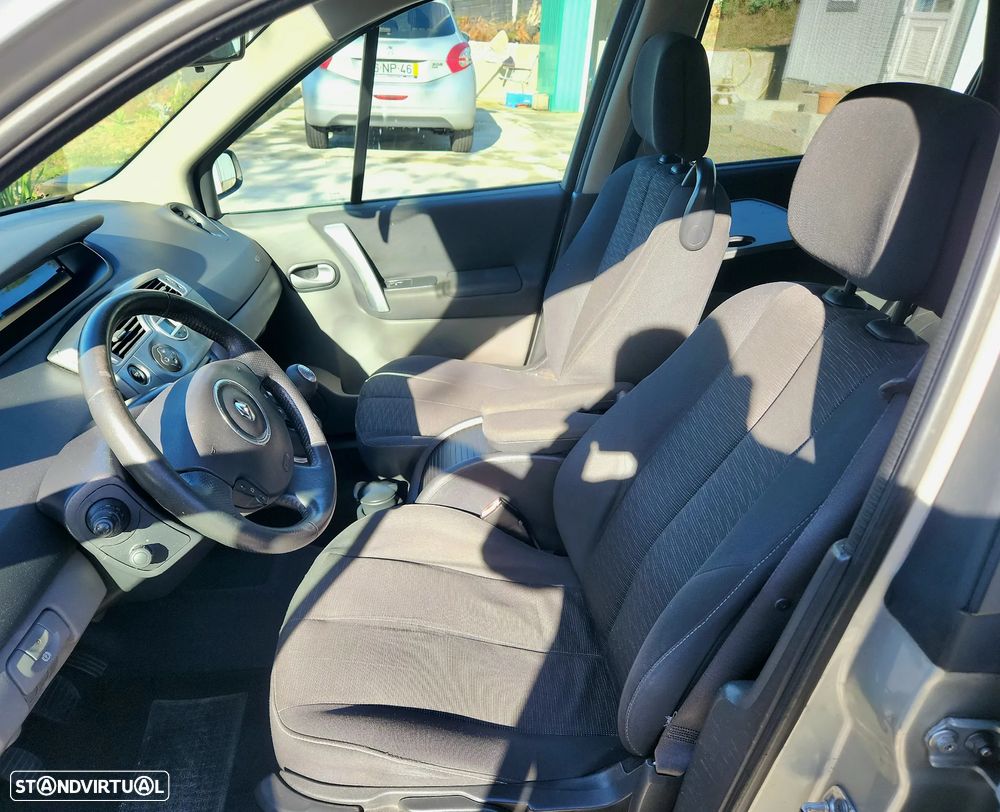 Renault Scénic 1.5 dCi SE Exclusive II - 9