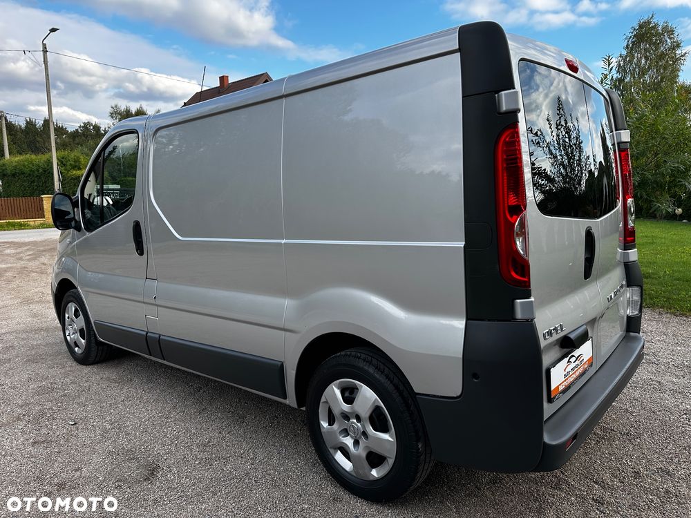 Opel Vivaro - 13