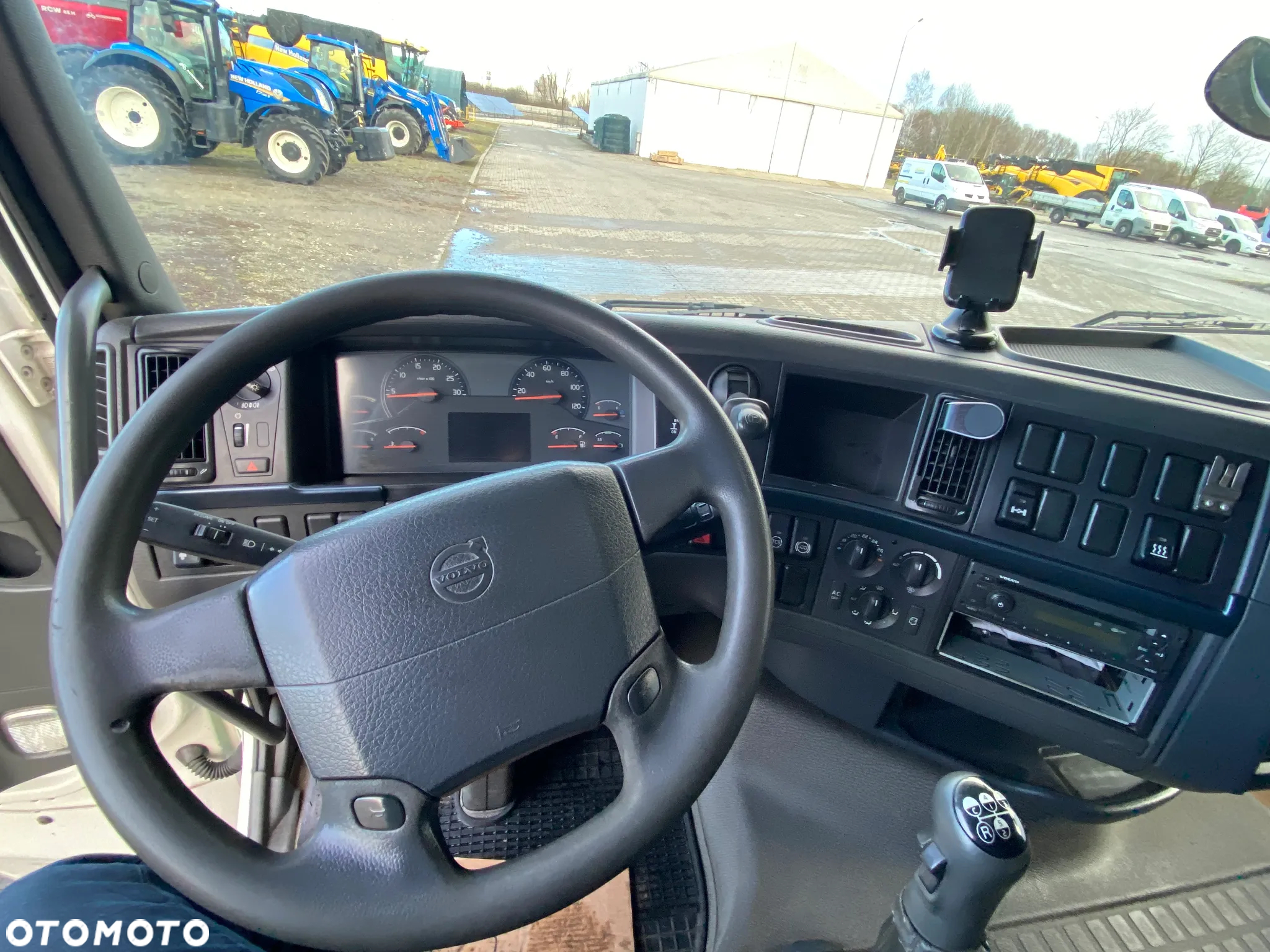 Volvo FH4XT z naczepą Berger N-34 - 14