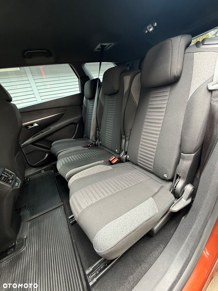 Peugeot 5008 - 26