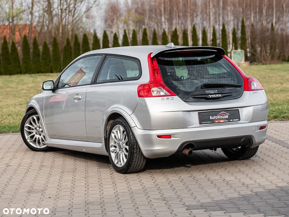 Volvo C30 2.0D Summum - 8