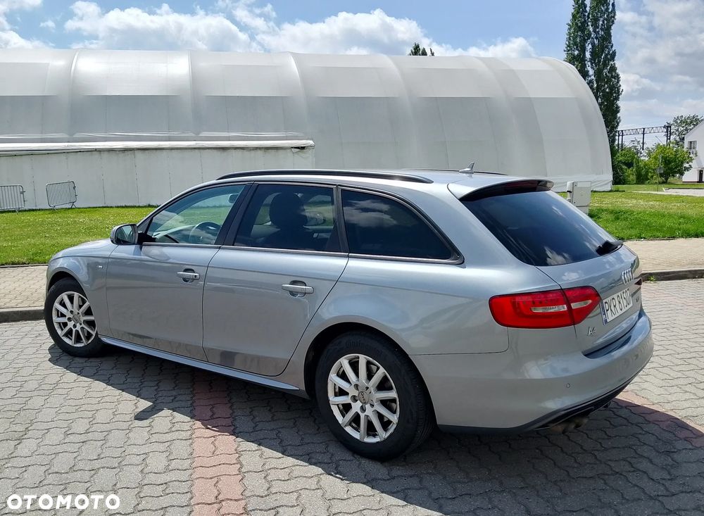 Audi A4 Avant - 4
