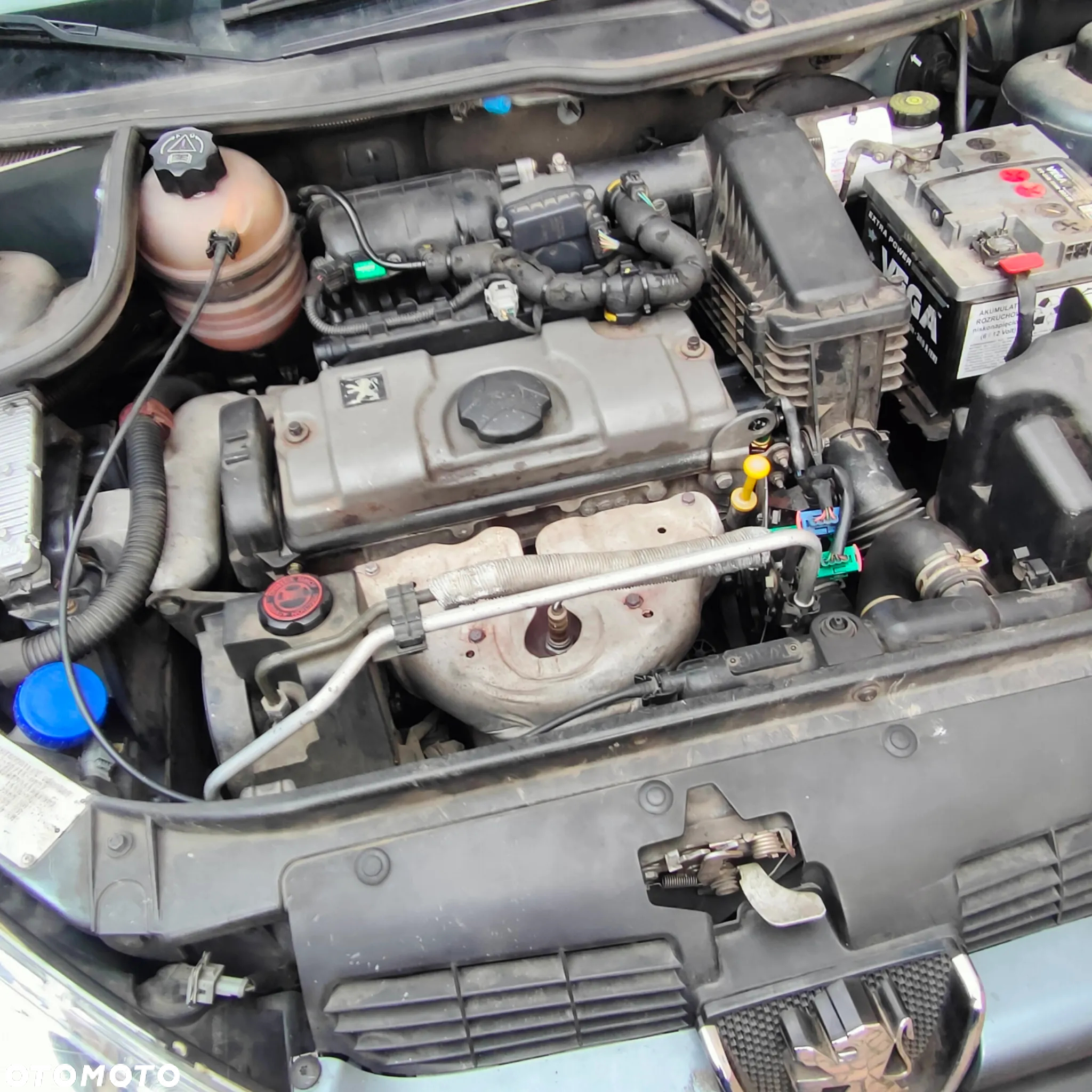 Peugeot 206 - 16