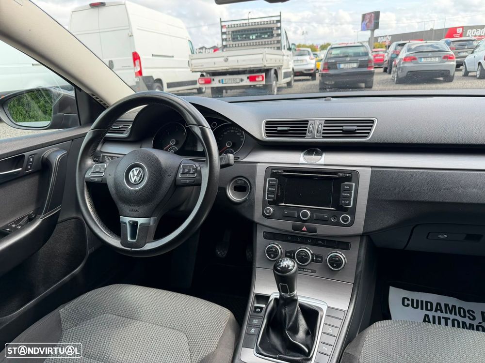 VW Passat Variant 1.6 TDI BlueMotion Comfortline - 8
