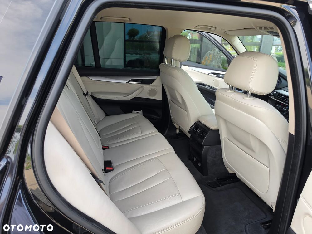 BMW X5 xDrive25d - 27