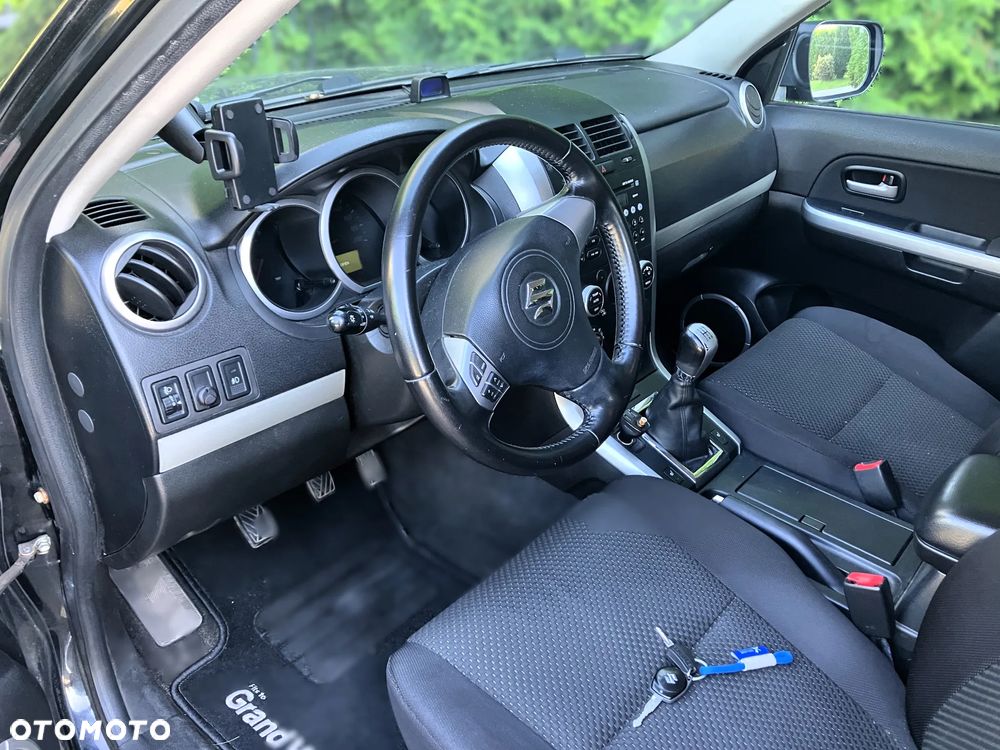 Suzuki Grand Vitara 1.9 DDiS Comfort - 7