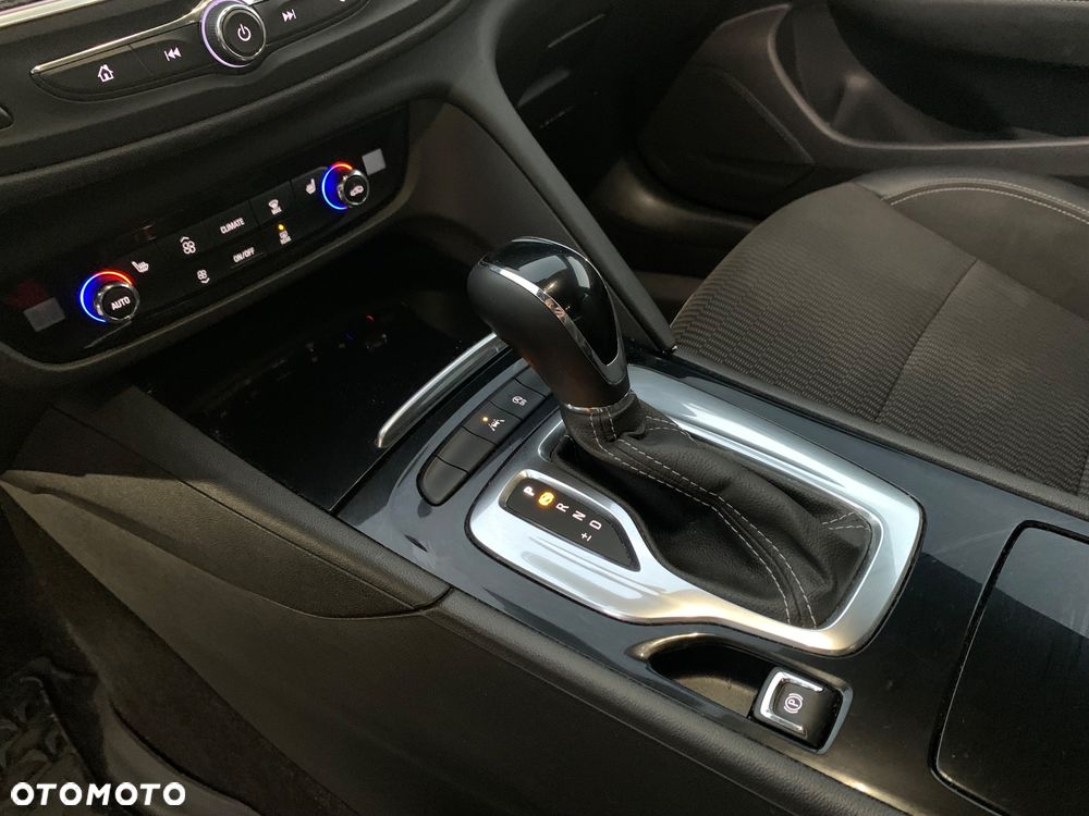 Opel Insignia 2.0 CDTI Elegance S&S - 15