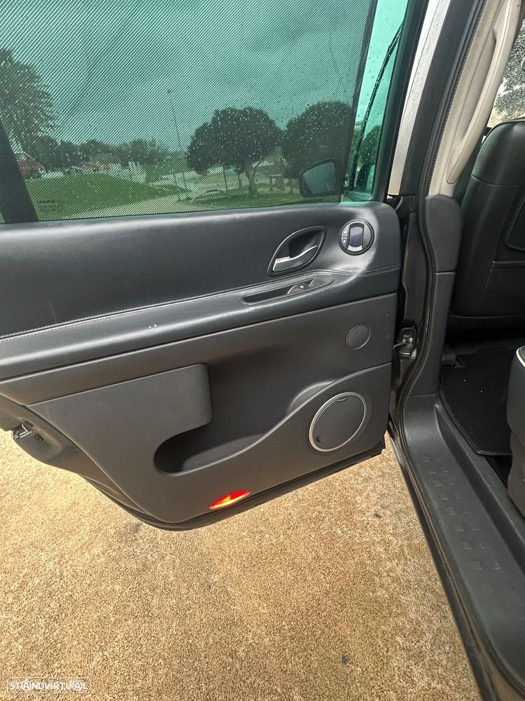 Renault Espace 2.0 dCi Initiale 7L - 23