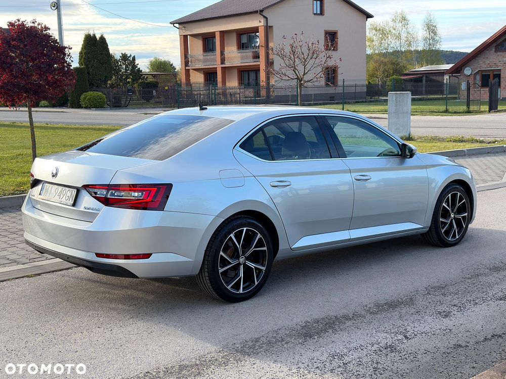 Skoda Superb 2.0 TDI Style DSG7 - 4