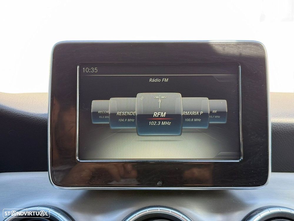 Mercedes-Benz CLA 200 d AMG Line - 11