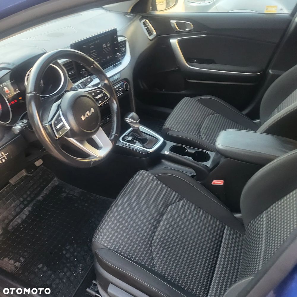 Kia XCeed - 21