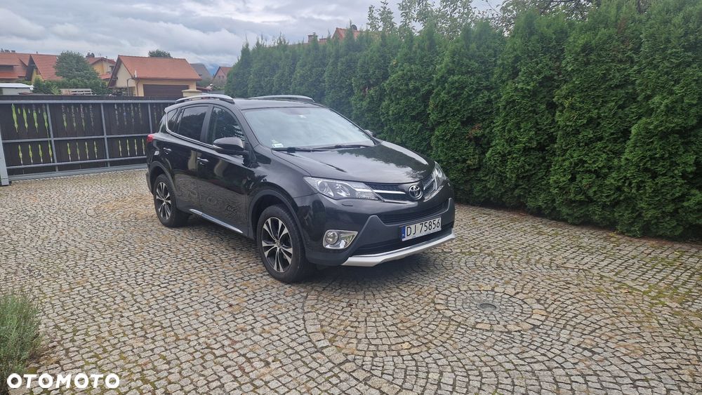 Toyota RAV4 2.0 D-4D Premium - 11