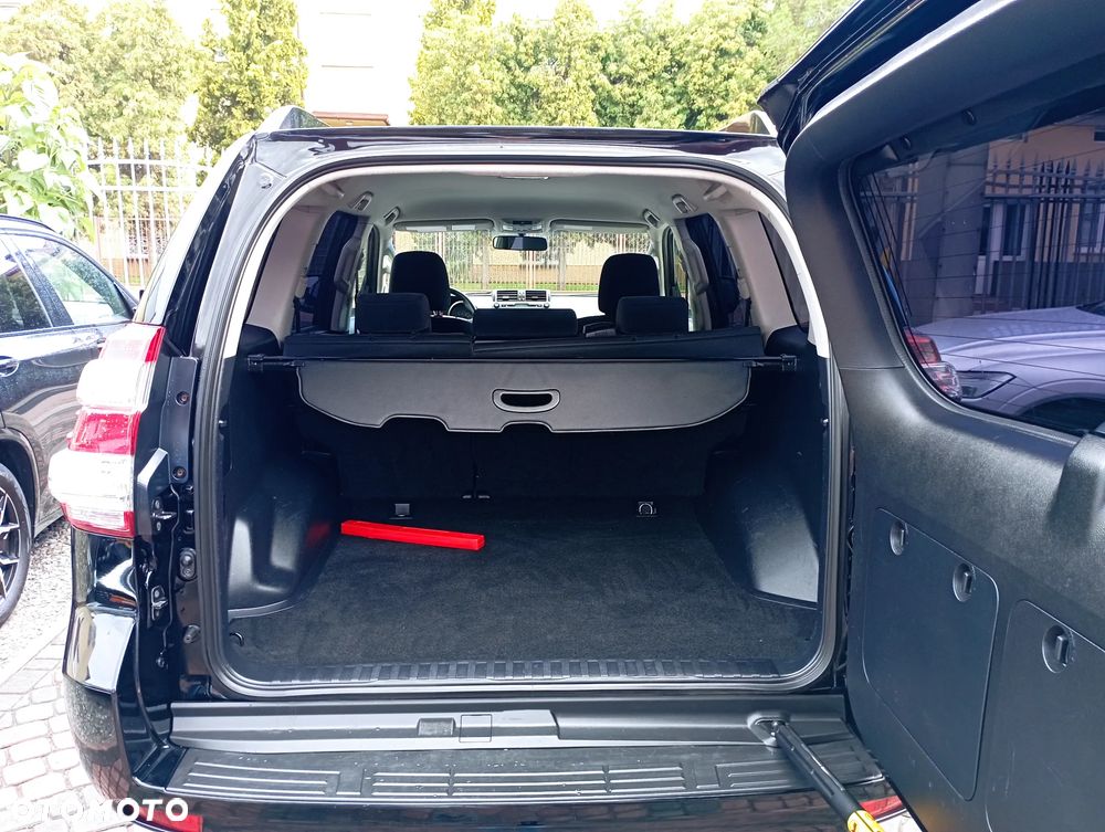 Toyota Land Cruiser LC 2.8 D-4D Prado - 24