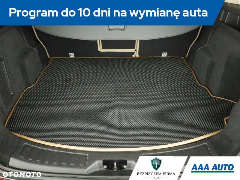 Land Rover Discovery Sport - 19