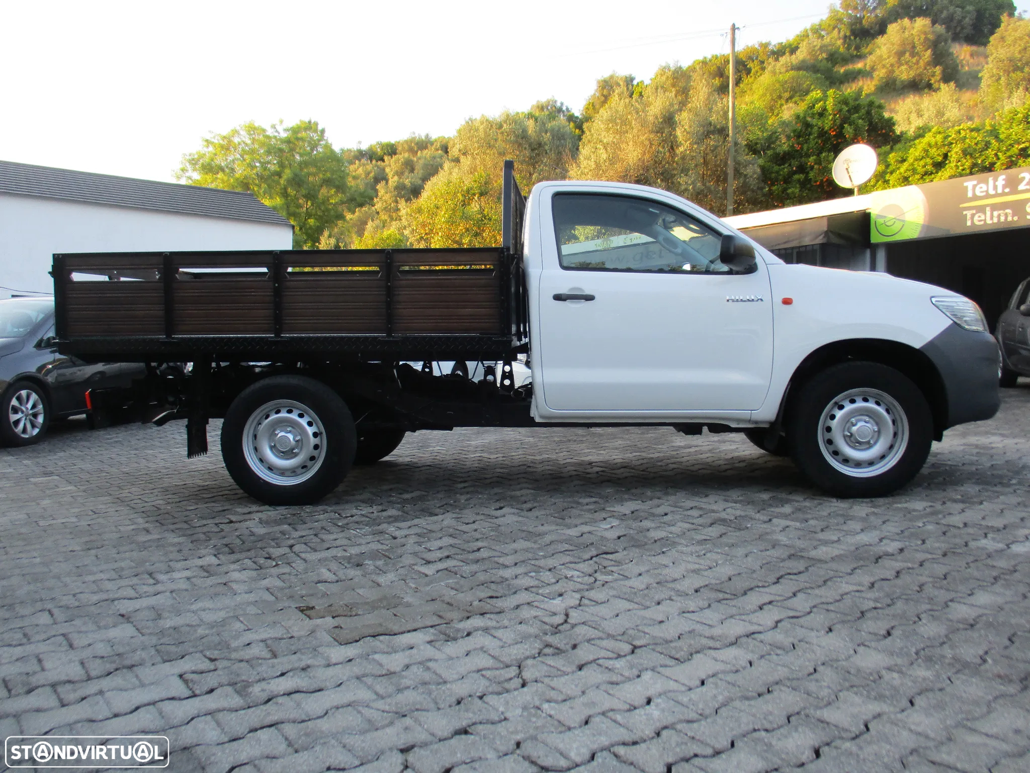 Toyota HILUX - 10