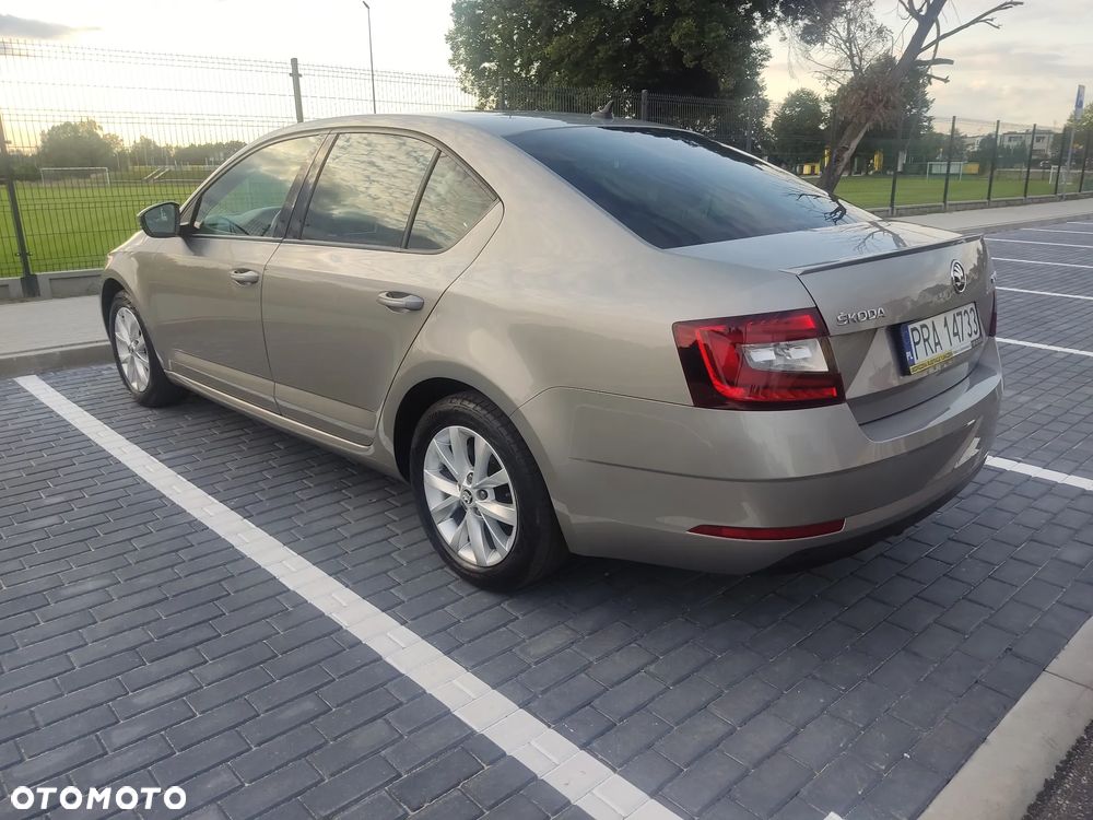Skoda Octavia - 14