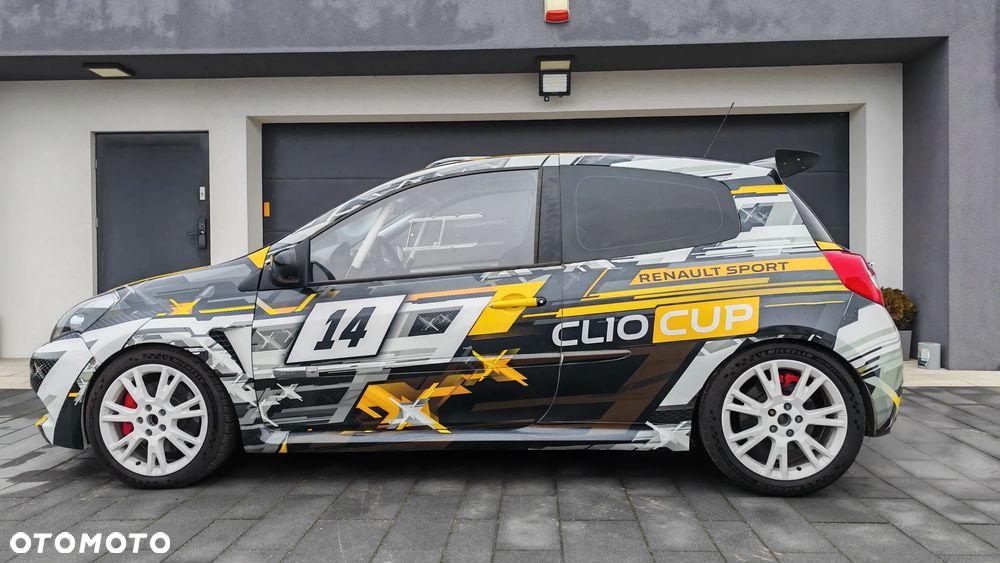 Renault Clio - 14