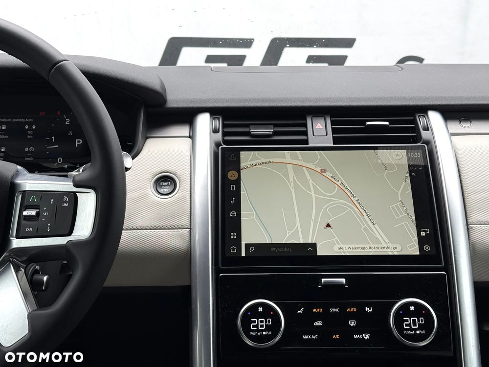 Land Rover Discovery D250 Dynamic SE - 10