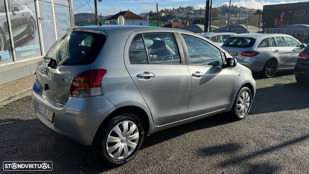 Toyota Yaris 1.0 VVT-i Comfort+AC - 6