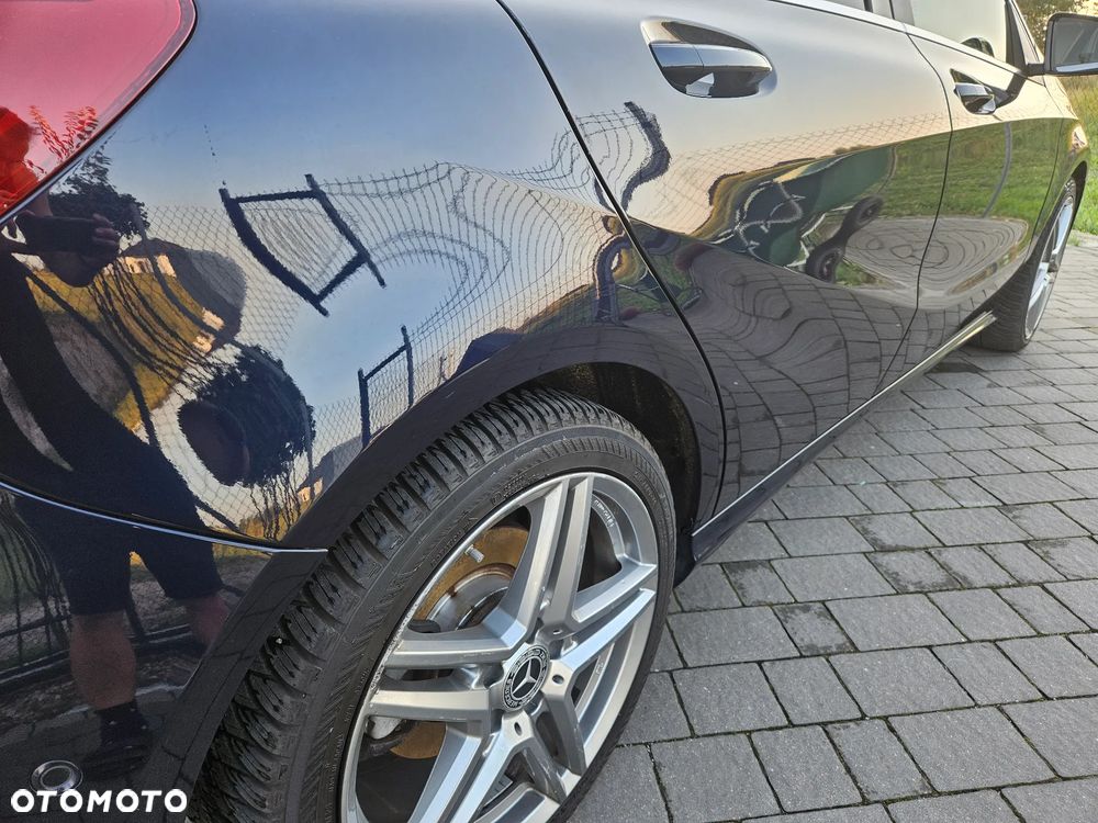 Mercedes-Benz Klasa A 220 4Matic 7G-DCT - 14