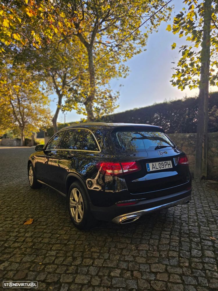 Mercedes-Benz GLC 250 d 4Matic 9G-TRONIC Edition 1 - 3
