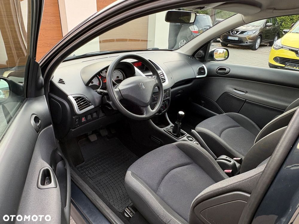 Peugeot 206 plus - 7