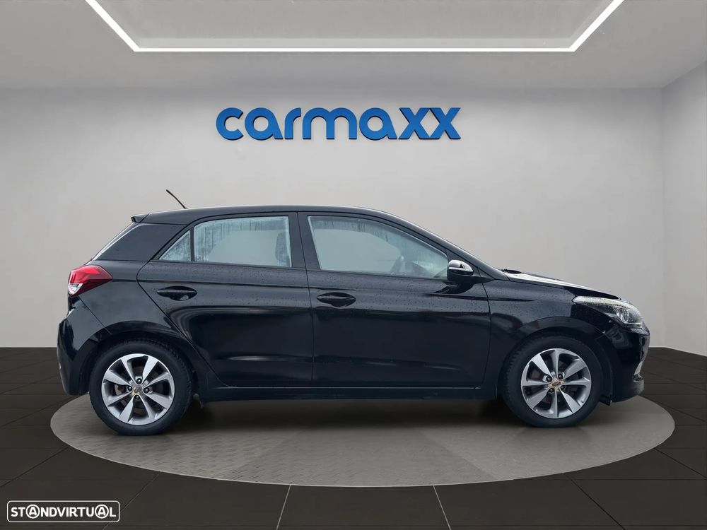 Hyundai i20 1.1 CRDi Comfort - 7