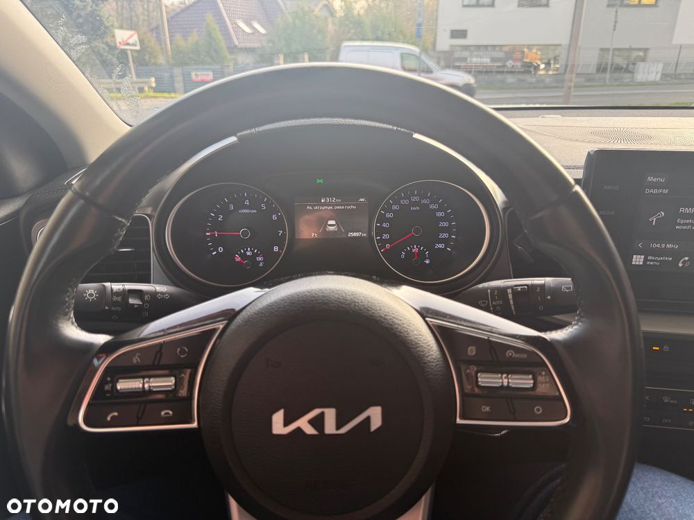 Kia XCeed 1.5 T-GDI M - 20