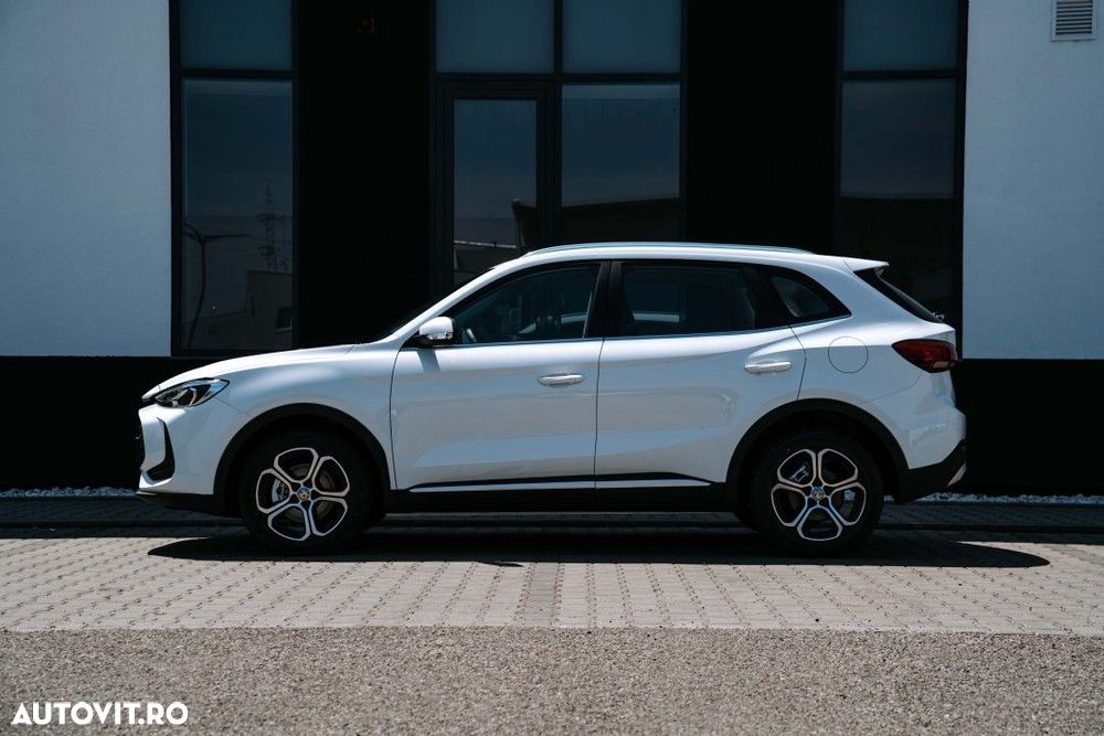 MG ZS HEV - 4