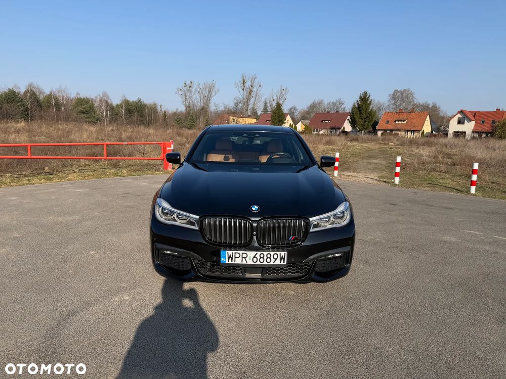 BMW Seria 7 740e iPerformance - 8