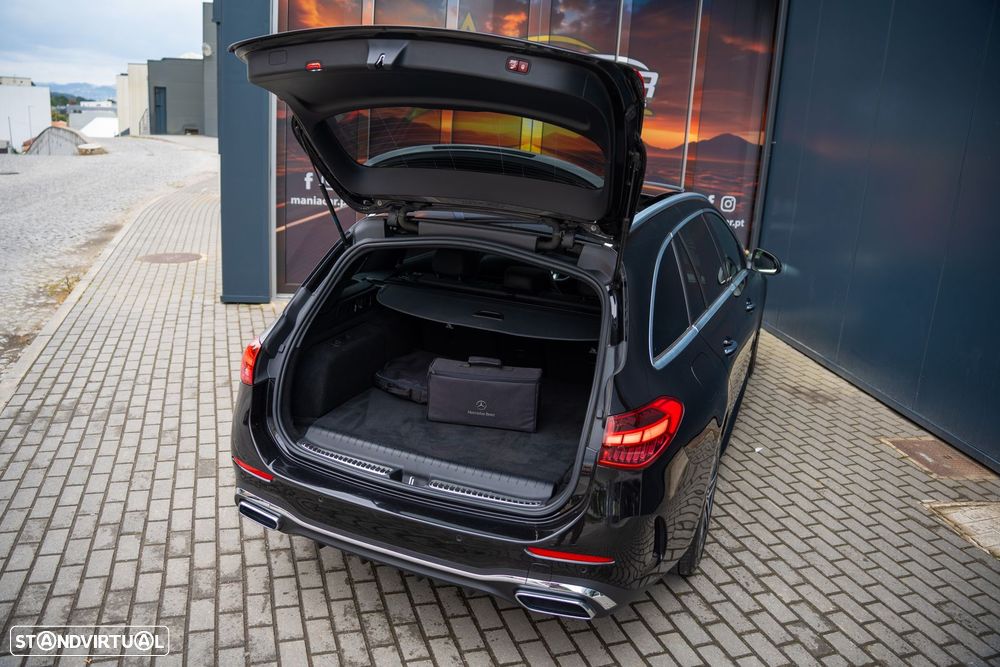 Mercedes-Benz C 300 e T 9G-TRONIC AMG Line - 32