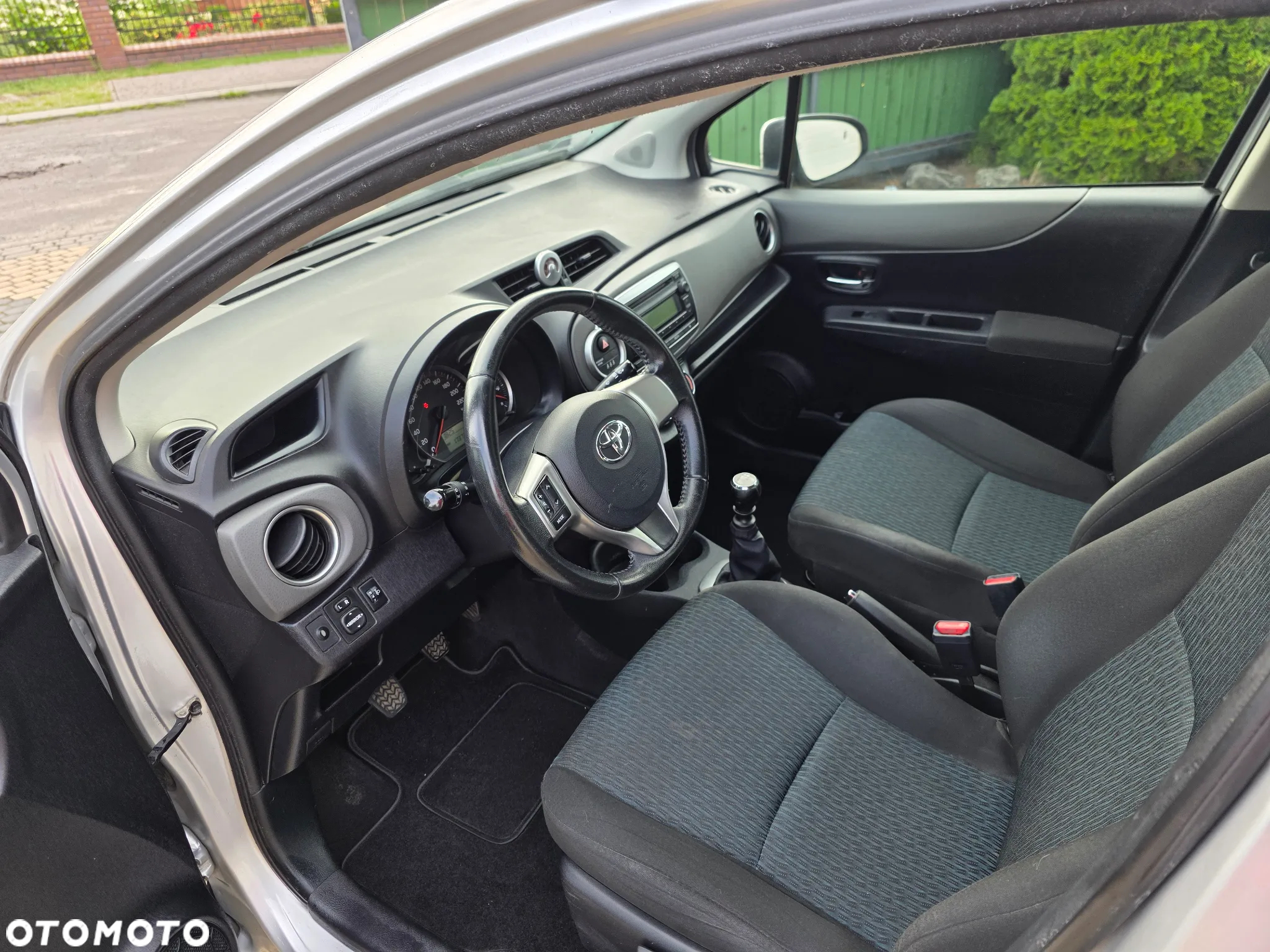 Toyota Yaris 1.4 D-4D Active - 6